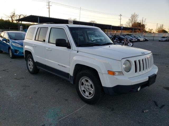 1C4NJPBB7ED722172 - 2014 JEEP PATRIOT SP WHITE photo 4