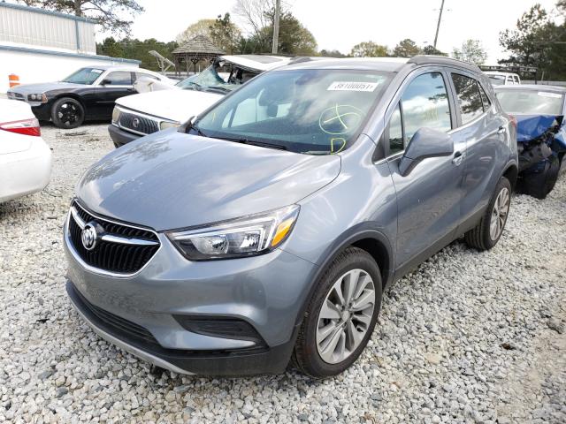 KL4CJASBXLB086385 - 2020 BUICK ENCORE PRE GRAY photo 2