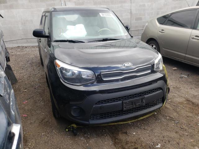 KNDJN2A21H7471207 - 2017 KIA SOUL BLACK photo 1