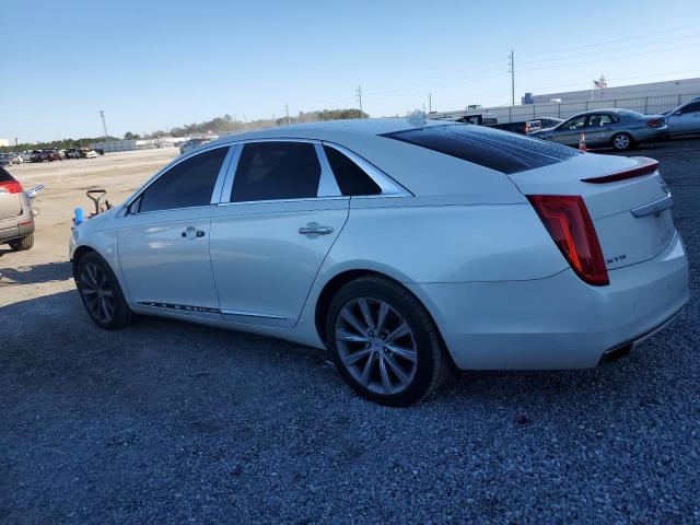 2G61P5S31D9167194 - 2013 CADILLAC XTS LUXURY WHITE photo 2