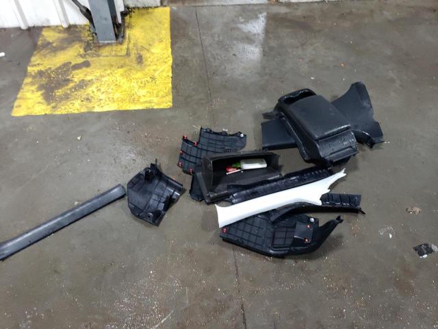 JTDKARFP5J3073699 - 2018 TOYOTA PRIUS PRIM 蓝色 照片 12