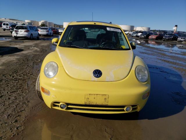 3VWCD21C42M450141 - 2002 VOLKSWAGEN NEW BEETLE YELLOW photo 5