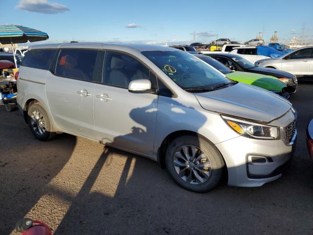 KNDMA5C10K6522305 - 2019 KIA SEDONA L GRAY photo 4