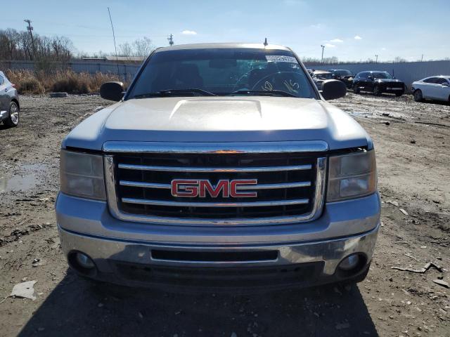 1GTR1VE0XDZ115524 - 2013 GMC SIERRA C15 SILVER photo 5