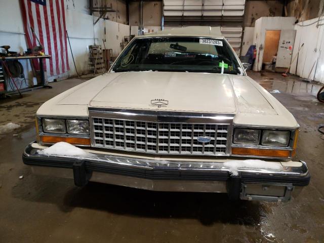 2FABP43F4FX168588 - 1985 FORD LTD CROWN TAN photo 5