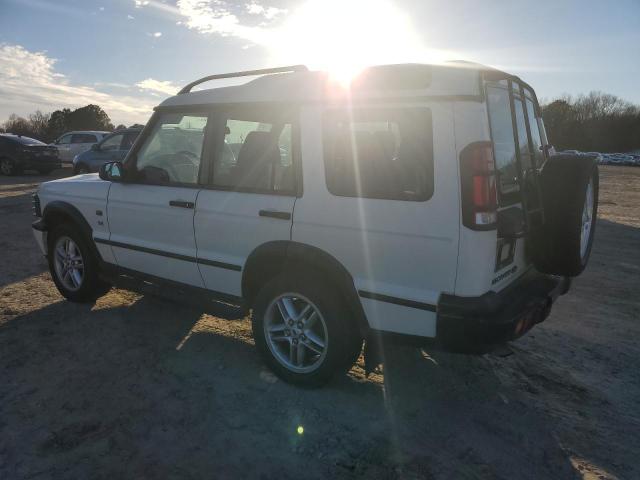 SALTY154X2A741687 - 2002 LAND ROVER DISCOVERY WHITE photo 2