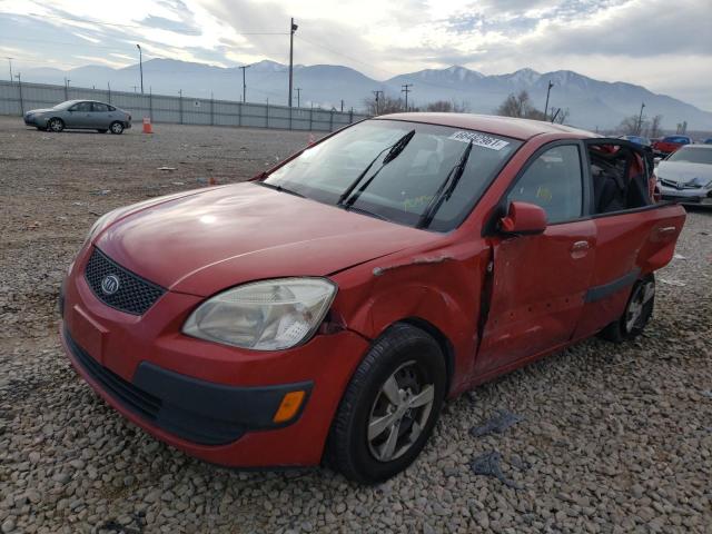 KNADE223996519285 - 2009 KIA RIO BASE RED photo 2