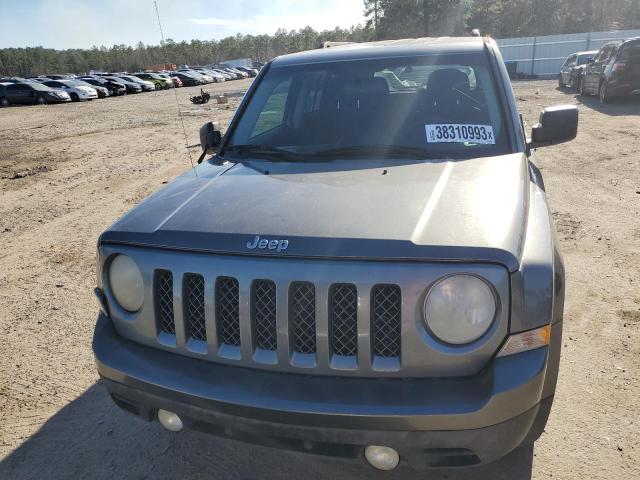 1C4NJPBA6CD673308 - 2012 JEEP PATRIOT SP GRAY photo 5