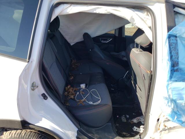 JF2SKAKC8KH400572 - 2019 SUBARU FORESTER S WHITE photo 11