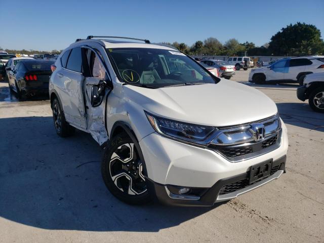 5J6RW2H93JL030320 - 2018 HONDA CR-V TOURI WHITE photo 1