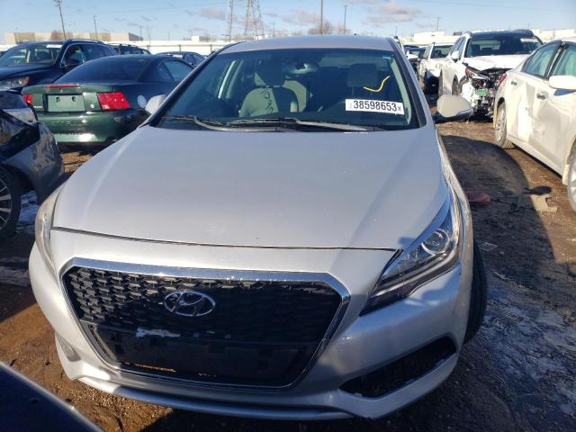 KMHE24L19GA033302 - 2016 HYUNDAI SONATA HYB SILVER photo 5