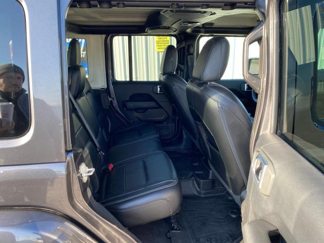 1C4HJXEN0JW332662 - 2018 JEEP WRANGLER U BLACK photo 6