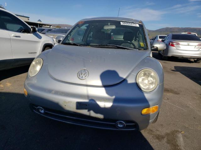 3VWCK31C54M404719 - 2004 VOLKSWAGEN NEW BEETLE SILVER photo 5