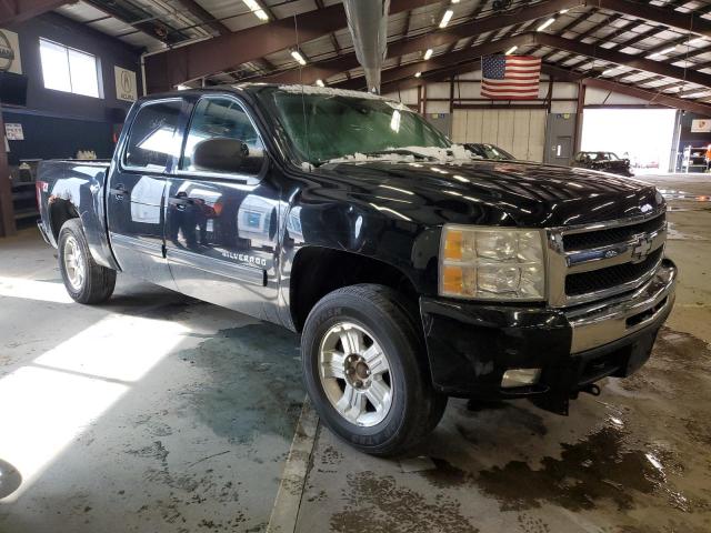 3GCPKSE30BG384755 - 2011 CHEVROLET SILVERADO BLACK photo 4