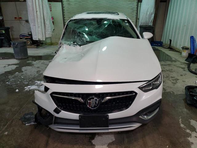 W04GV8SXXK1028565 - 2019 BUICK REGAL TOUR WHITE photo 5