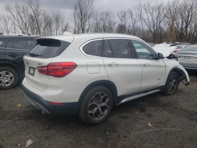 WBXHT3Z35H4A55966 - 2017 BMW X1 XDRIVE2 WHITE photo 3