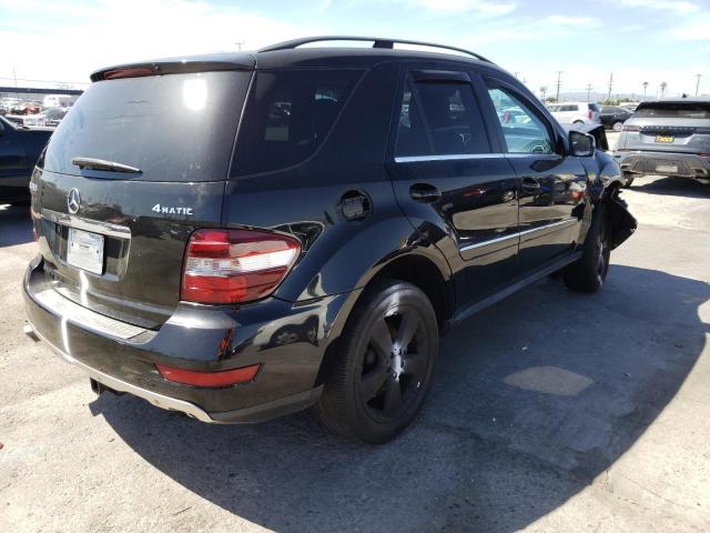 4JGBB8GBXBA638001 - 2011 MERCEDES-BENZ ML 350 4MA BLACK photo 4