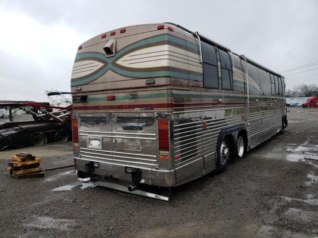 2PCM33493V1026249 - 1998 PREVOST BUS BROWN photo 4