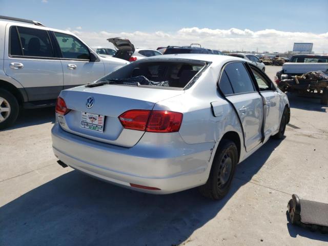 3VW1K7AJ4DM212740 - 2013 VOLKSWAGEN JETTA BASE SILVER photo 4