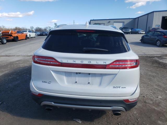 5LMCJ3D93HUL71929 - 2017 LINCOLN MKC RESERV WHITE photo 6