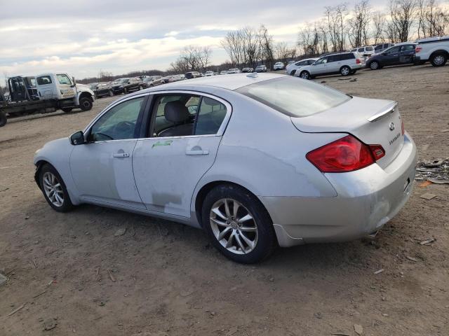 JNKCV61F89M360108 - 2009 INFINITI G37 SILVER photo 2