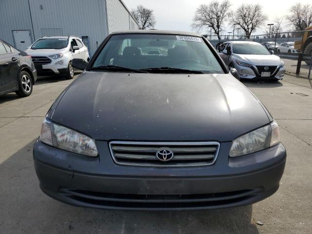 4T1BF28K7YU938652 - 2000 TOYOTA CAMRY GRAY photo 5