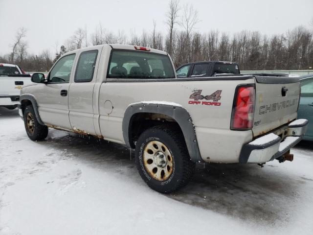 1GCEK19Z05Z351081 - 2005 CHEVROLET SILVERADO SILVER photo 2