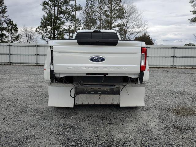 3FRNF66D98V652493 - 2008 FORD F650 SUPER WHITE photo 6