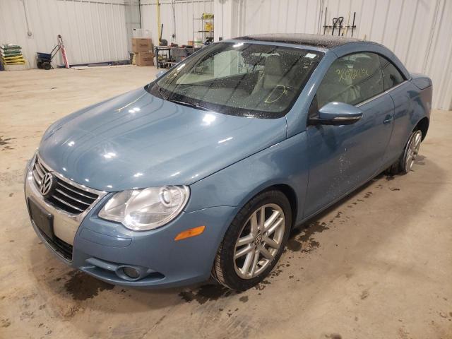 WVWFA7AH4AV011107 - 2010 VOLKSWAGEN EOS LUX 蓝色 照片 2