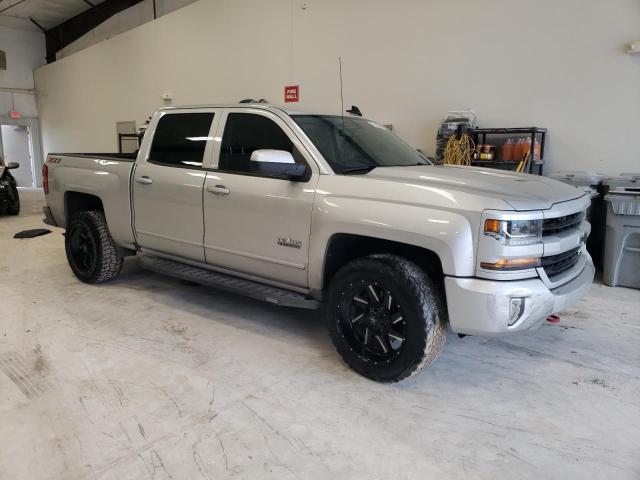 3GCUKREC5JG545241 - 2018 CHEVROLET SILVERADO SILVER photo 4