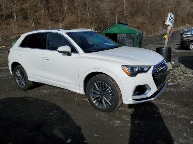 WA1AUCF34M1120907 - 2021 AUDI Q3 PREMIUM WHITE photo 4