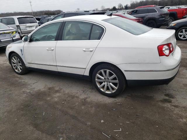 WVWJM7AN6AE104931 - 2010 VOLKSWAGEN PASSAT KOM WHITE photo 2