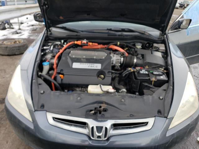 JHMCN36565C007686 - 2005 HONDA ACCORD HYB GRAY photo 11