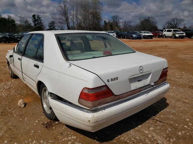 WDBGA33G2VA353670 - 1997 MERCEDES-BENZ S 320 WHITE photo 3