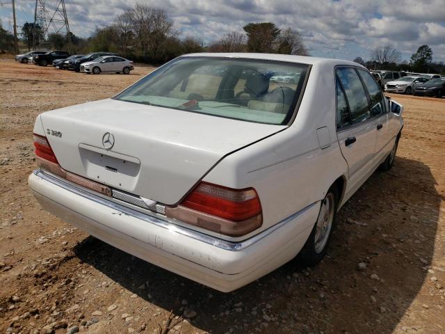 WDBGA33G2VA353670 - 1997 MERCEDES-BENZ S 320 WHITE photo 4