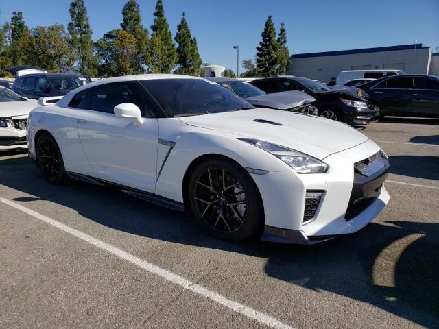 JN1AR5EF8HM821102 - 2017 NISSAN GT-R PREMI WHITE photo 4