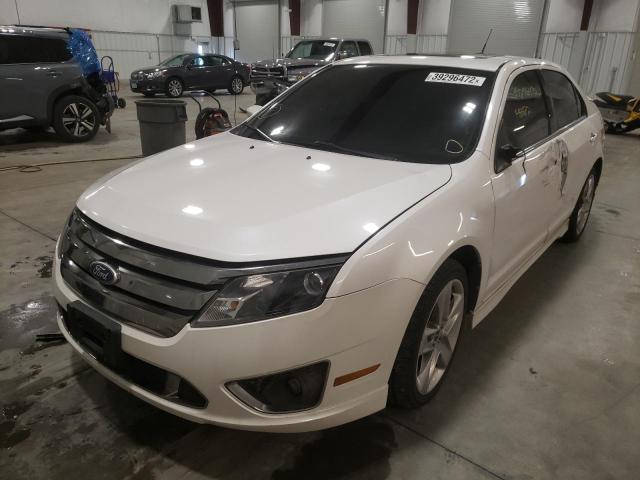 3FAHP0KC4BR196670 - 2011 FORD FUSION SPO WHITE photo 2