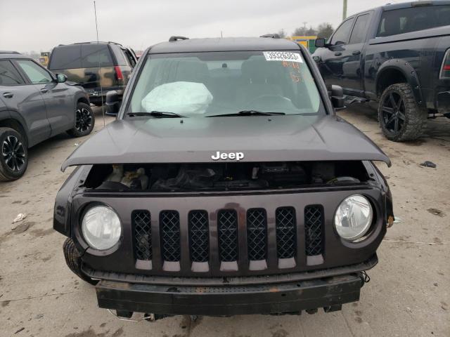 1C4NJPBBXED715037 - 2014 JEEP PATRIOT SP BROWN photo 5