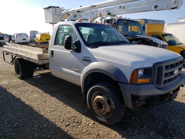 1FDXF46P75EC10660 - 2005 FORD F450 SUPER WHITE photo 4