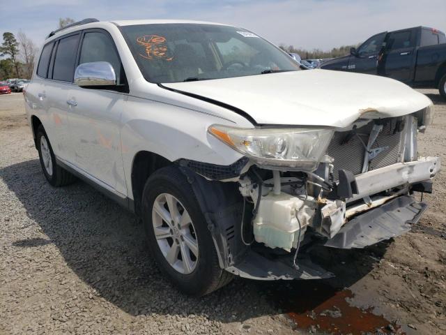 5TDZK3EH6BS033425 - 2011 TOYOTA HIGHLANDER WHITE photo 9