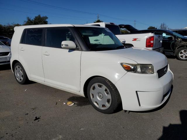 JTLKE50E481026419 - 2008 TOYOTA SCION XB Weiß Foto 4