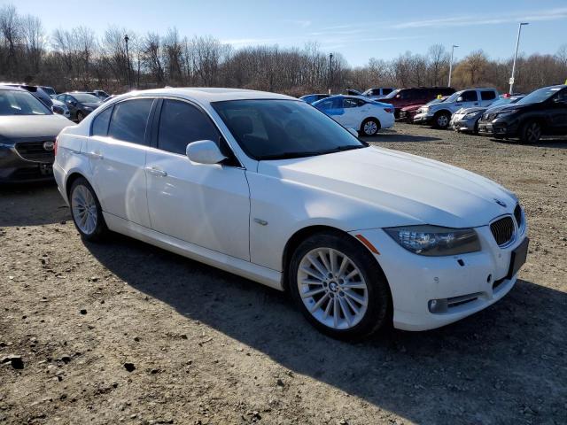 WBAPL5C59BA916860 - 2011 BMW 335 XI WHITE photo 4