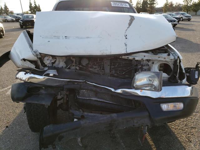 5TEGN92N62Z009494 - 2002 TOYOTA TACOMA DOU WHITE photo 11
