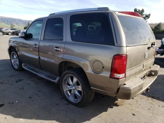 1GYEK63NX2R117541 - 2002 CADILLAC ESCALADE L TAN photo 2