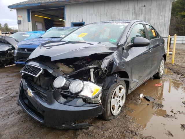 1G1JA5SH3D4206342 - 2013 CHEVROLET SONIC LS GRAY photo 2