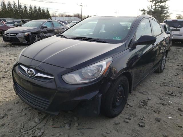 KMHCT4AE3DU352585 - 2013 HYUNDAI ACCENT BLACK photo 2