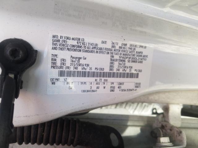 1FADP3F20DL314703 - 2013 FORD FOCUS WHITE photo 10