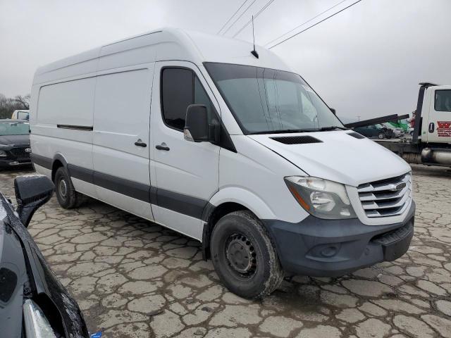 WDYPE8CD8HP509368 - 2017 FREIGHTLINER SPRINTER 2 WHITE photo 4