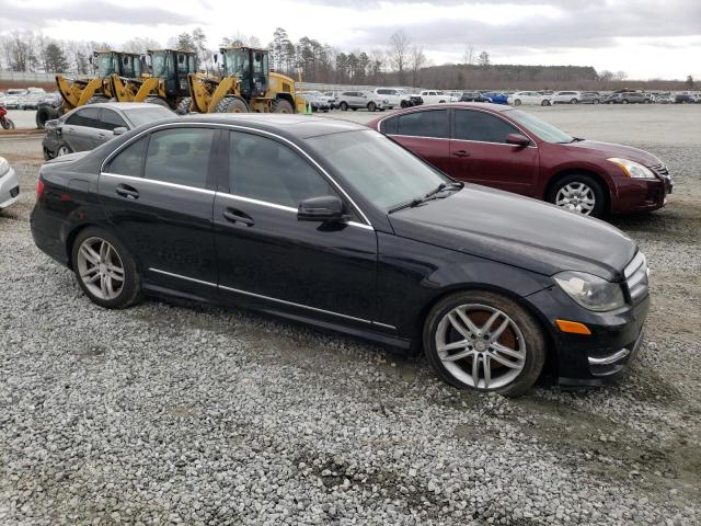 WDDGF8AB9DR279421 - 2013 MERCEDES-BENZ C 300 4MAT BLACK photo 4