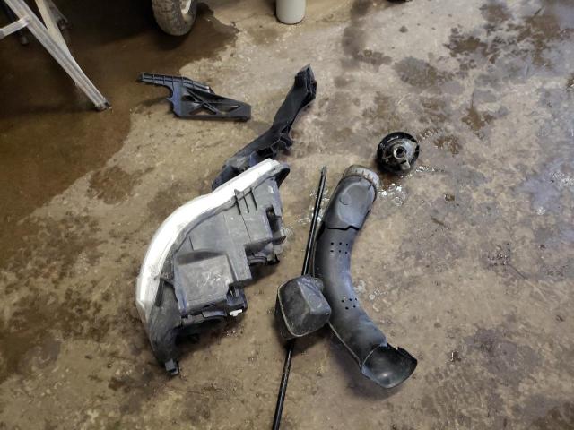 2C4RC1CG3CR119314 - 2012 CHRYSLER TOWN & COU SILVER photo 13